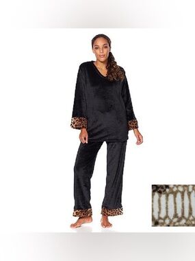 Adrienne Landau Black Set with Leopard Accents velour